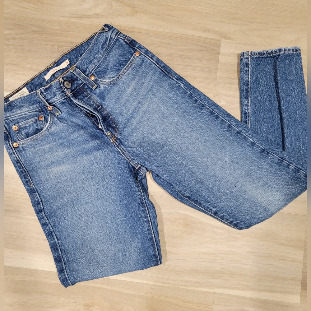 Levi's Wedgie High Rise Jeans